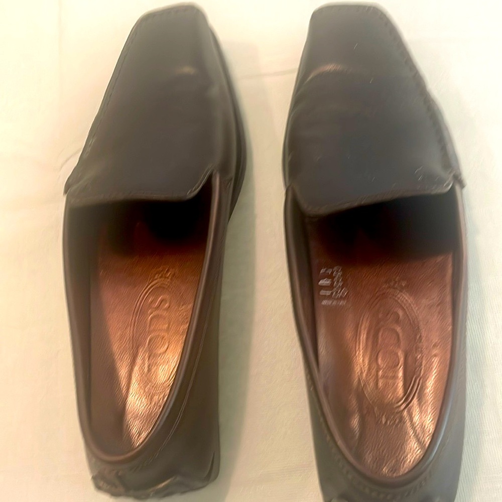 Tod’s Black Leather Loafers     Made in Italy